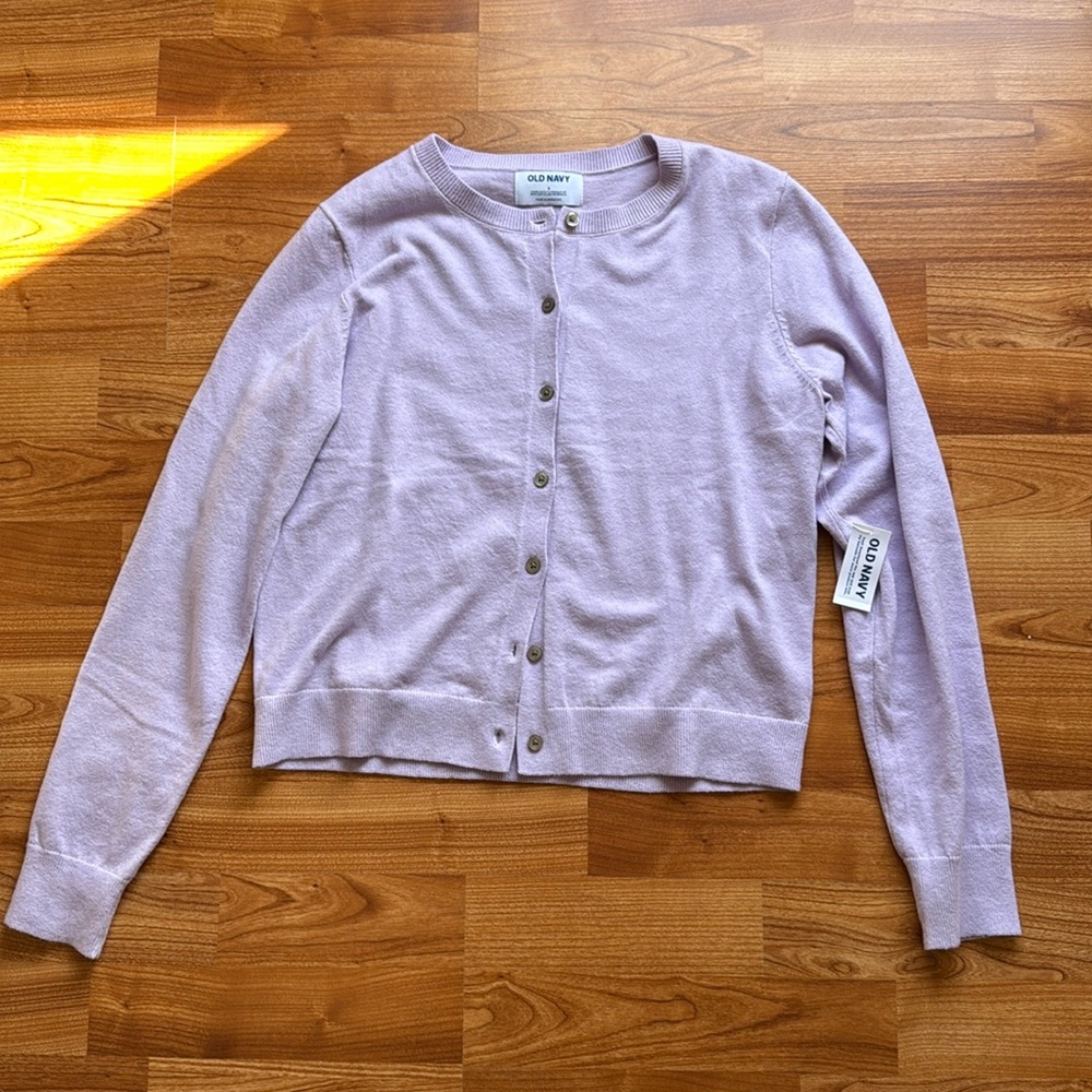 Old Navy Lavender button up cardigan, size Small, NWT! Perfect for spring